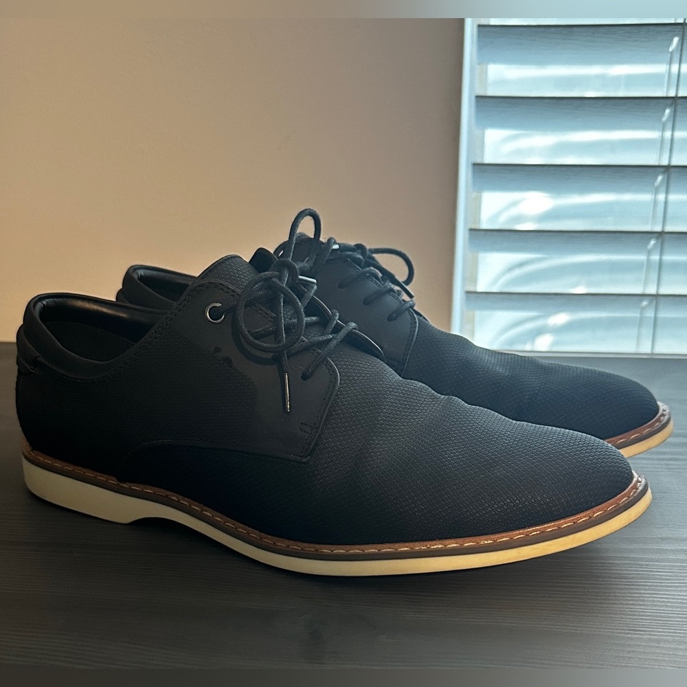 Abound Scottie Textured Lace Up Derby Men’s Dress Shoe